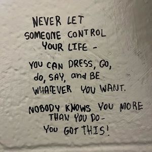 Meet your Posher, Hannah